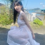 真っ白なキャンバス・小野寺梓、透け感ドレスでスケスケ白水着ショット披露「美しく輝かしい」