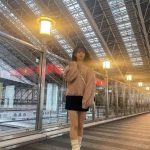 NMB48・貞野遥香、ミニ丈私服コーデで美脚をお届け！