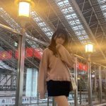 NMB48・貞野遥香、ミニ丈私服コーデで美脚をお届け！