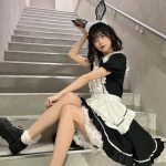 「わんふぁす！」佐野初花、美脚に釘付けなうさ耳メイドコス披露！