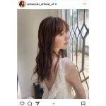 鈴木愛理、背中開きの白レースドレスで魅せた横顔にうっとり