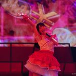 上坂すみれ、地元横浜でのライブでテンション高めのステージをお届け！＜オダイバ!!超次元音楽祭＞