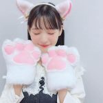 上坂すみれ、可愛すぎる猫コスプレで癒しをお届け！