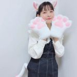 上坂すみれ、可愛すぎる猫コスプレで癒しをお届け！