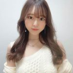 由良朱合のデコルテ＆肩出しコーデに「美しい」「素敵すぎます」の声ぞくぞく！