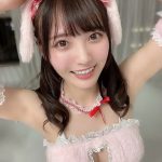 「#YOYOYO」由良ゆら「かまって！」、胸元開きの水着で甘える写真に歓喜の声