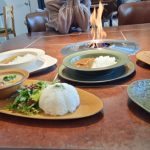 【動画】新唯（あらたゆい）、清澄白河のおしゃれなスパイスカフェ「Spoon」でカレーを食レポ！