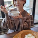 【動画】新唯（あらたゆい）、清澄白河のおしゃれなスパイスカフェ「Spoon」でカレーを食レポ！