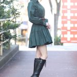 美しすぎるバイオリニスト・Ayasaがダークグリーンの個性溢れるワンピースで登場！ 「バイオリンが加わることでさらにミューコネに彩りを加えられたら」