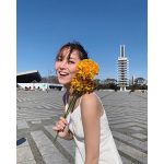 石川恋、真冬に撮影した真夏ファッションのオフショットを公開