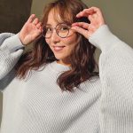 石川恋、髪の毛くるくる～♪楽しそうな撮影オフショットを公開