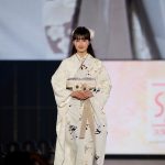 鶴嶋乃愛が振袖姿で「関コレ 2022 S/S」ランウェイを彩る＜EXIA Presents KANSAI COLLECTION 2022 SPRING＆SUMMER＞
