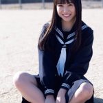 岩本蓮加(乃木坂46)、梅山恋和(NMB48)、平山遊季(アンジュルム)らが登場！高校・中学卒業記念の制服グラビア誌表紙公開