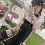 コスプレイヤー ・近衛りこ、腹筋美に見惚れるチラリショットにファン歓喜