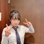 本田望結、制服ポニーテールで6連ピース炸裂！