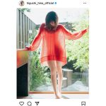 乃木坂46・樋口日奈、透けニットからあらわな曲線ボディ披露