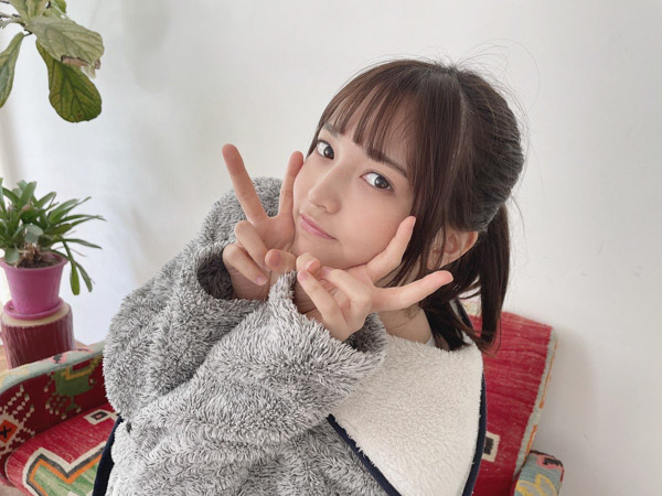 Peel the Apple・黒嵜菜々子、透明感にうっとりなビキニオフショット公開「好きすぎる」