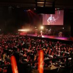 【ライブレポート】松本千夏、「サムライソニック」オープニングアクトとして登場！アコギの弾き語りで歌声を届ける＜SAMURAI SONIC Vol.2＞