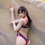 綺星★フィオレナード・矢羽根かこ、キワドいハイレグ競泳水着で魅せるバックショットで悩殺！＜SUMMERLAND IDOL CARNIVAL＞