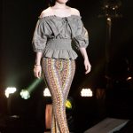 浪花ほのか、デコルテ披露のオフショルコーデで視線釘付け！＜超超十代2022＞