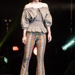 浪花ほのか、デコルテ披露のオフショルコーデで視線釘付け！＜超超十代2022＞