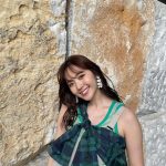 鈴木愛理、可愛い＆クールな「TGC」コーデのオフショット公開「宇宙行けそう」との声も！＜マイナビ TGC 2022 S/S＞