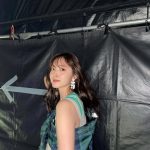 鈴木愛理、可愛い＆クールな「TGC」コーデのオフショット公開「宇宙行けそう」との声も！＜マイナビ TGC 2022 S/S＞