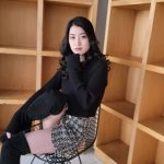棗真弥(なつめまや)、太腿あらわな赤の大胆衣装で美しいボディライン披露！ 「美しく、儚く魅せるかに自信あります」