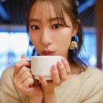 藤江れいな、デビュー15周年メモリアルカレンダーを発売