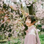 武田玲奈、美しく咲き誇る桜をバックにした『振り返りショット』を公開
