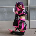 コスプレイヤー・あまねあみかが「ニコニコ超会議2022」初日に登場！「2.5次元の誘惑」コスプレを披露