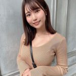 JamsCollection・坂東遥、ニットワンピースから美脚をチラリ！
