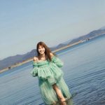 生見愛瑠、ミニ丈ドレスで肩出し＆美脚披露！「何回見ても最高だよ」