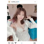 桃月なしこ、美谷間チラ見せの水着オフショットに反響ぞくぞく！