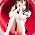 中村栞菜「やっぱ見たいんじゃん」、セーラー服で魅せる『えちえち』チラリズム