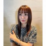 大島優子、ドレスから美脚のぞかせた前髪ぱっつんショット公開