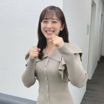 斎藤ちはるアナウンサー、笑顔がまぶしいボクシングポーズに歓喜の声「素敵な笑顔にノックダウンです」