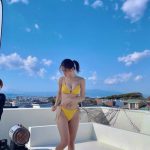 澄田綾乃、まんまるバスト見せの上目遣いで悩殺！