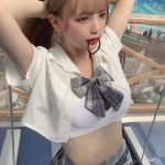 白坂りこ、制服から美バストのぞかせるドキドキショットに歓喜の声