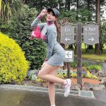 森咲智美がミニスカゴルフウェアでパンチラ疑惑！？「ズームしました」「一緒にラウンドしてぇ～」「似合ってます」とファン歓喜！
