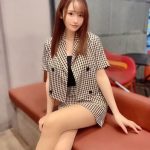 17Liverぷーちゃん、美脚眩しいミニスカコーデで魅了「ミニスカ最高」「見惚れる美脚」とファン歓喜！