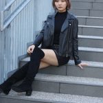 ハイトーンショートが鮮やかな藤本南(dela)、セクシーなブラックコーデで 絶対領域アピール！「これから韓国っぽい雰囲気を目指していきたい」