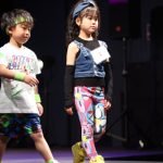 福岡でキッズモデル達がチアガールやスポーツ系のカラフルなファッションで華やかに盛り上げる！＜第6回九州キッズモデルオーディション＞