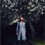 YOSHIKIが夜桜の下で美しすぎる決めショット「薔薇も似合うけど、桜も似合ってます」「YOSHIKIさんが桜みたいです」とファン陶酔！