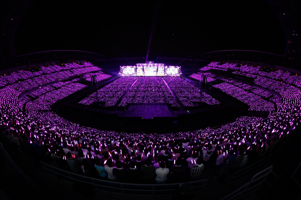 乃木坂46、史上過去最大規模となるデビュー10周年ライブを日産スタジアムで開催！白石麻衣、生駒里奈、西野七瀬らがサプライズ出演も