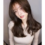 谷まりあ、色気溢れるかきあげ前髪披露！「抜群に似合ってて綺麗」「色気可愛さ爆発してる」