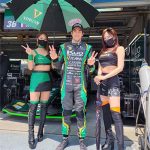 レースクイーン・霧島聖子、セクシーすぎるミニ丈衣装でネコ耳ショット公開！