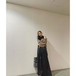 新木優子、惜しげもなくさらした肩出し私服ショットを公開！「アンニュイな雰囲気で素敵」「美しすぎて言葉がでない」