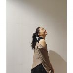 新木優子、惜しげもなくさらした肩出し私服ショットを公開！「アンニュイな雰囲気で素敵」「美しすぎて言葉がでない」