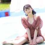 【写真特集 7枚】てぃあむ・朝比奈夢空、プールサイドで爽やかな微笑みをお届け＜近代麻雀水着祭2022＞